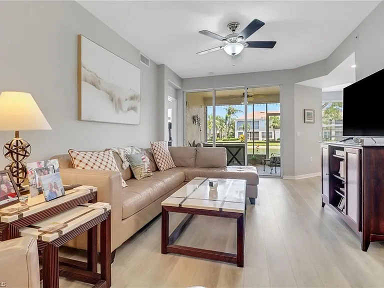 11601 Navarro Way #2102 — Photo 9