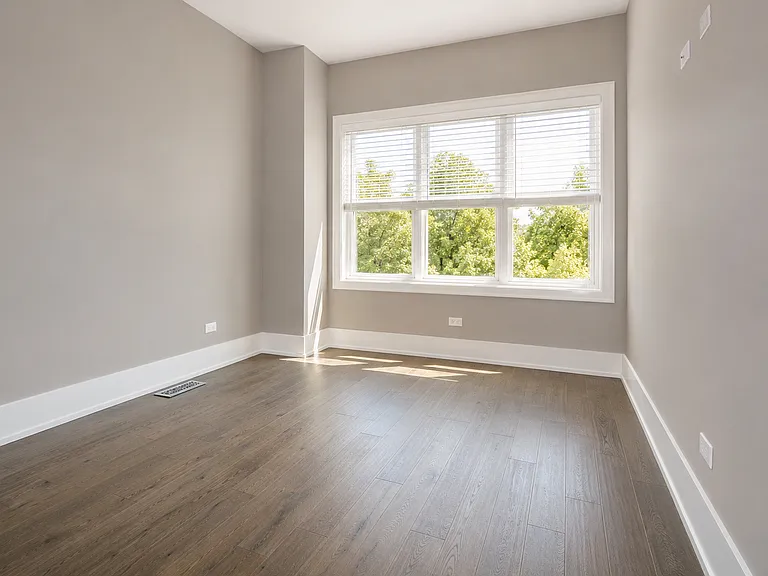 4318 S Drexel Blvd — Photo 11