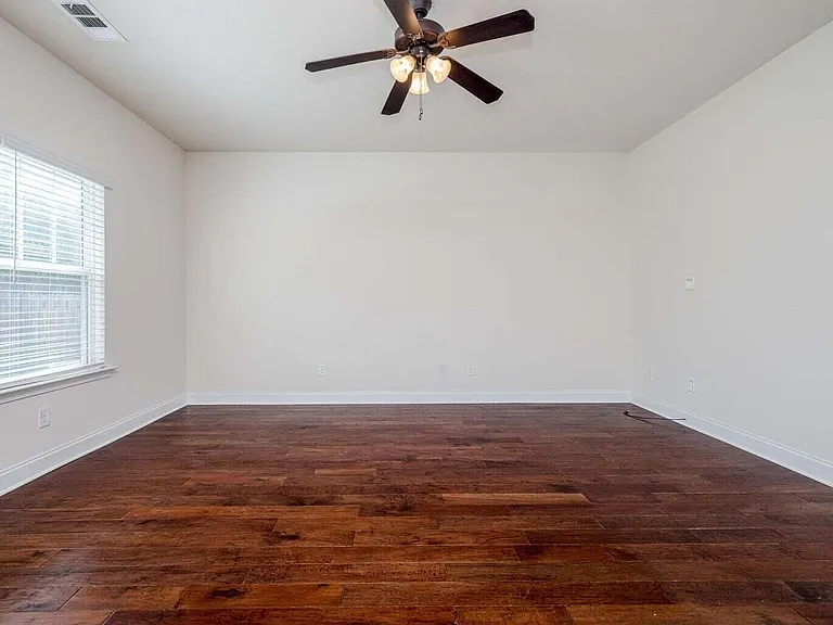 512 Cranberry Cir — Photo 7