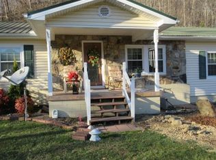 69 Smith Loop, Pineville, KY 40977