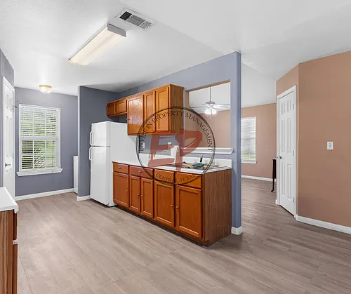 312 Durr St Photo 1