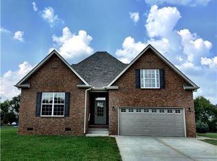 1074 Pusher Pl, Rockvale, TN 37153