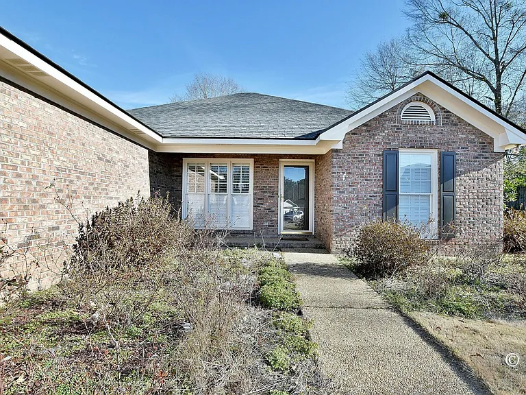 6384 Blanchard Ct — Photo 3