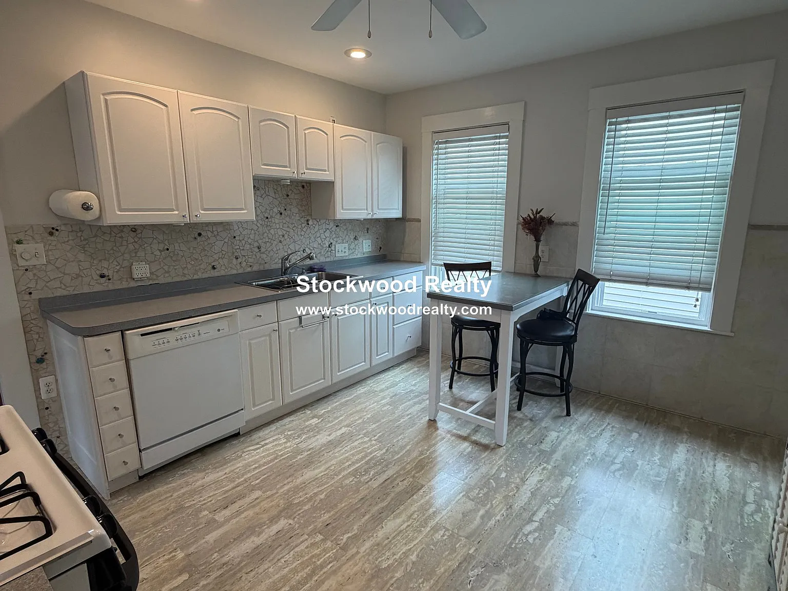 2 bed, $2,500 — Photo 4