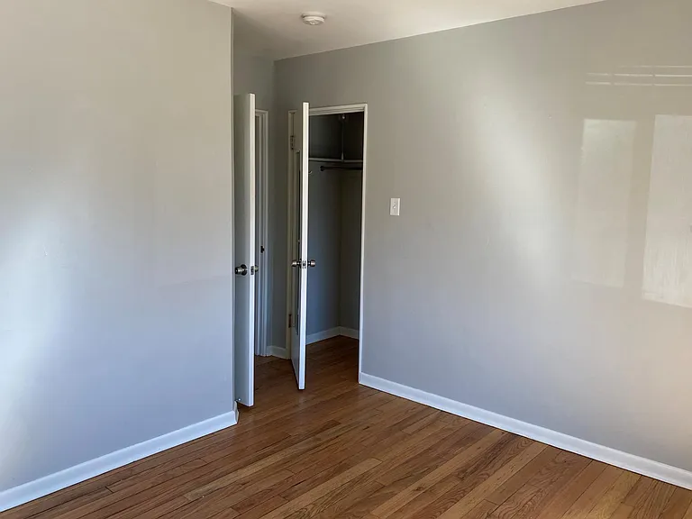 779 Stewart St — Photo 6