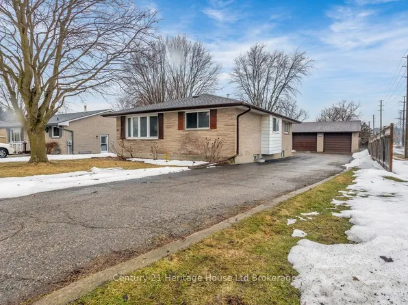 368 Odlum Dr, Woodstock, ON N4S 3S2