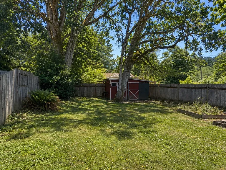 24848 Dunham Rd — Photo 12