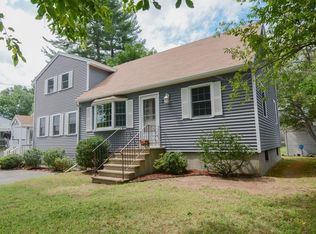 7 Towanda Rd, Tewksbury, MA 01876