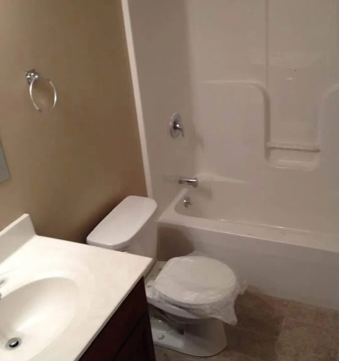 3 bed, 1.5 bath, 1200 sqft, $2,250 — Photo 1