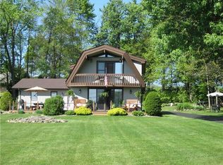 955 Apache Trl, Mercer, PA 16137