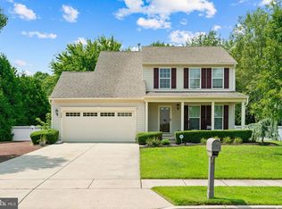 858 Foxmoor Dr, Vineland, NJ 08361