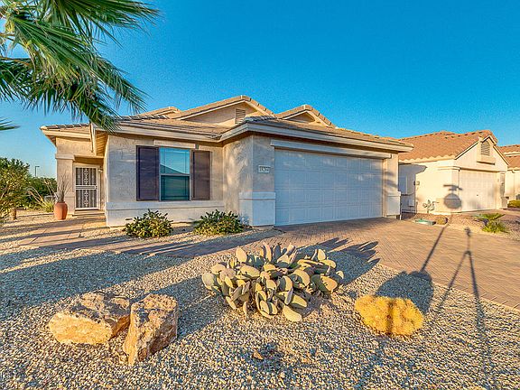3rd image of 18284 W Buena Vista Dr