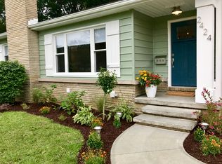 2424 Thurmont Rd, Akron, OH 44313