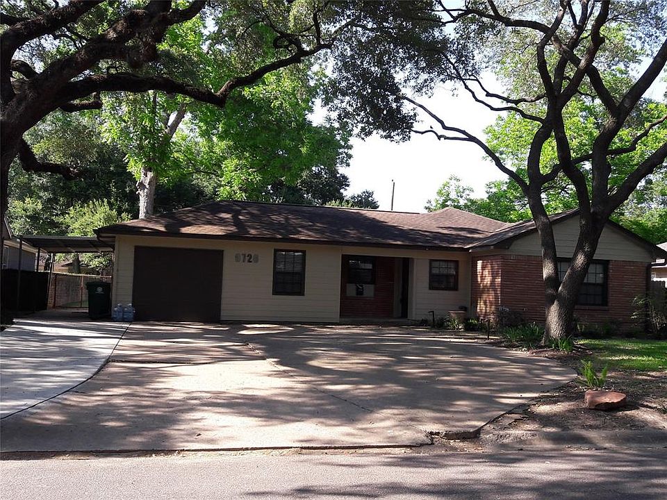 1st image of 9726 Pine Lake Dr