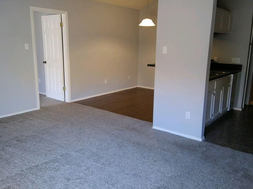 2nd image of 2005 Leeann Dr #A