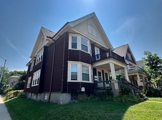 2866 N Murray Ave, Milwaukee, WI 53211