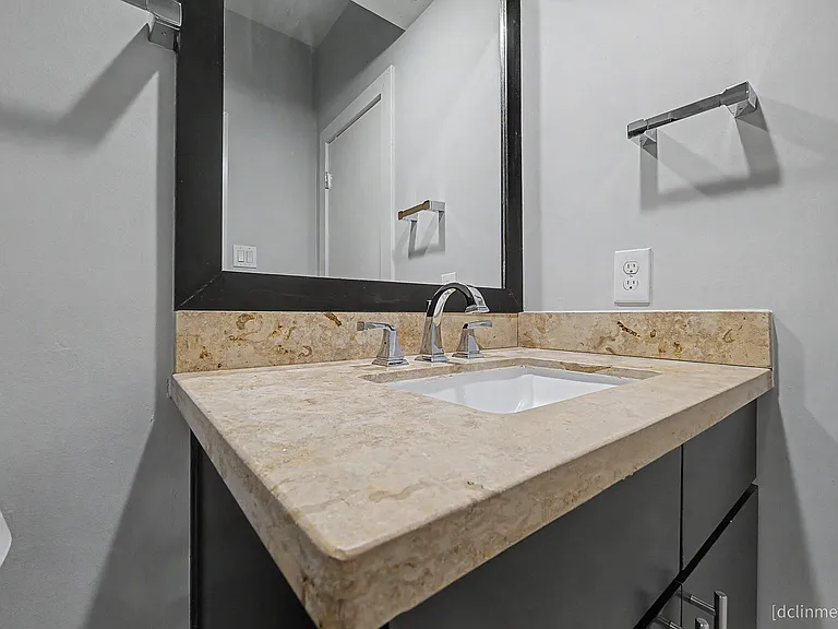 1705 Alamo St — Photo 12