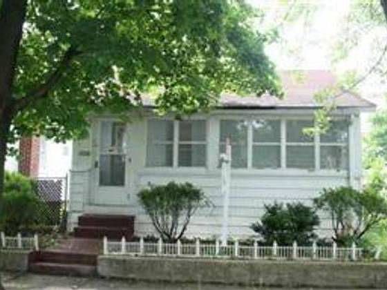 2nd image of 1203 Putnam Ave