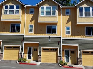 23000 NE 8th St UNIT F4, Sammamish, WA 98074