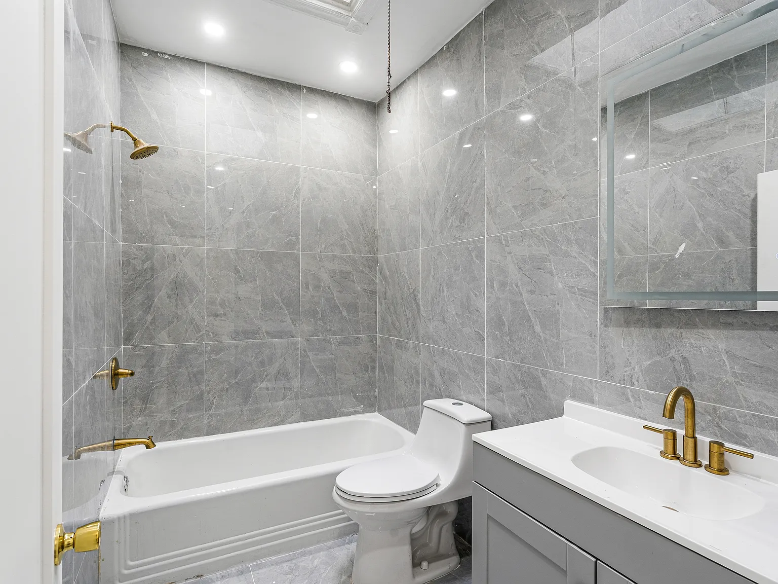 3 bed, $1,595 — Photo 3
