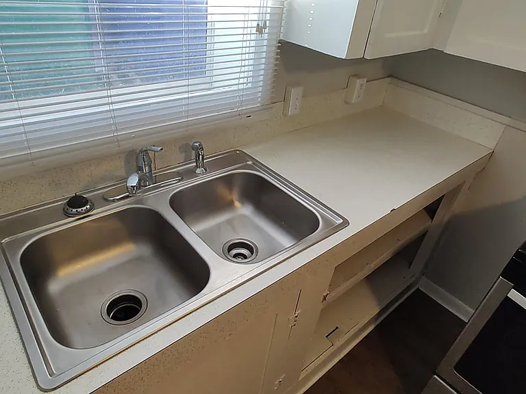 462 Canyon Rd #B — Photo 8