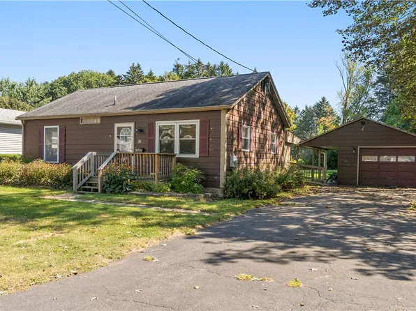 36 Benedict St, Perry, NY 14530