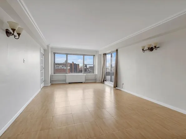 107-40 Queens Boulevard image 4 of 18