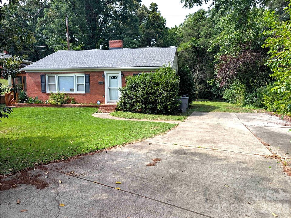 1st image of 542 Stegall St