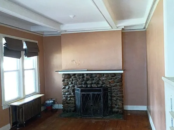 428 Riverland Rd SE, Roanoke, VA 24014