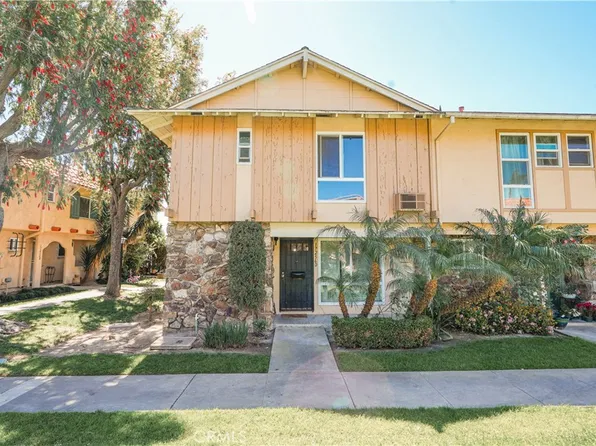 17256 Nisson Rd APT D, Tustin, CA 92780