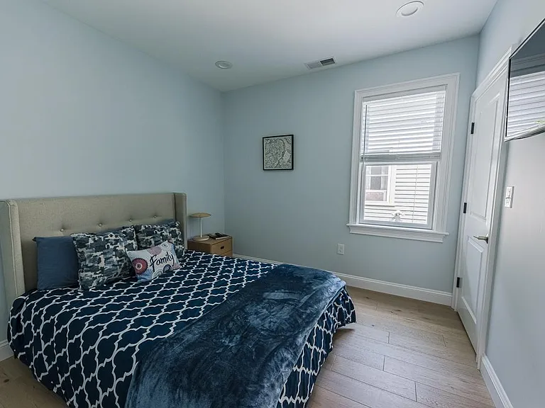 58 Governor St #2 — Photo 8