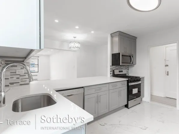 88-10 34th Avenue image 1 of 17