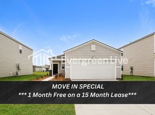 372 Pine Crest View Dr, Summerville, SC 29486