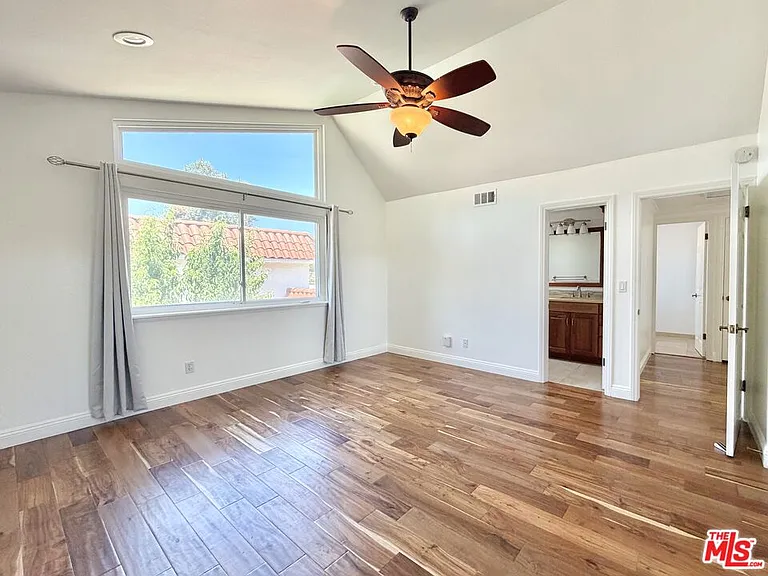1615 Wellington Pl — Photo 30