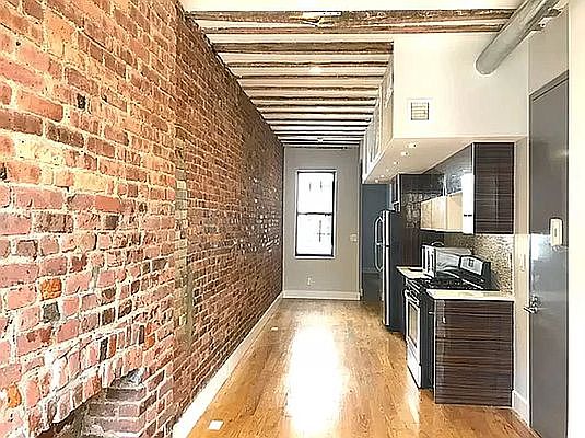 2nd image of 850 Saint Johns Pl #2R