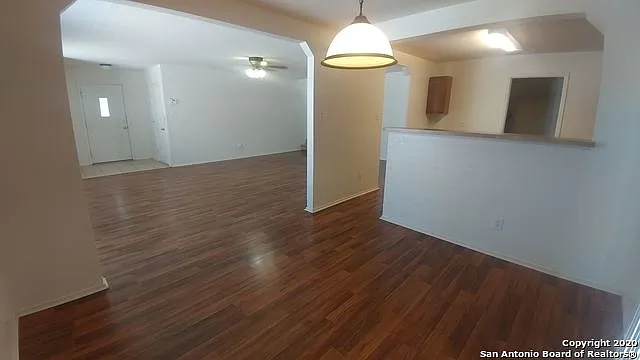 3 bed, 2.5 bath, 1812 sqft, $1,695 — Photo 4