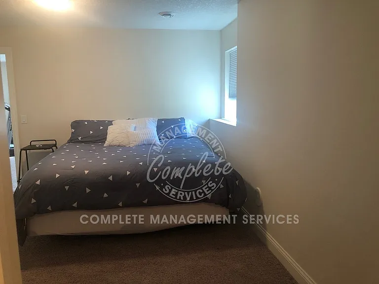 14367 Parkside Ct NW — Photo 31
