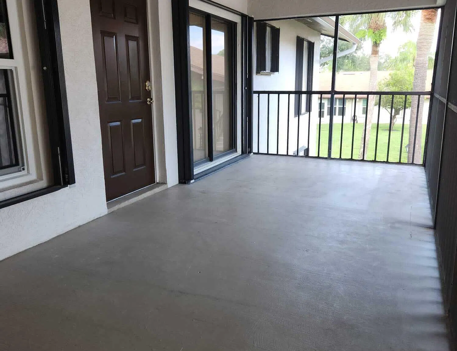 2 bed, 2.0 bath, 1092 sqft, $2,100 — Photo 2