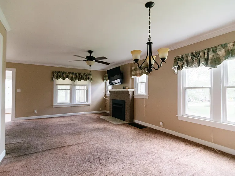 214 Hamby Ave — Photo 23