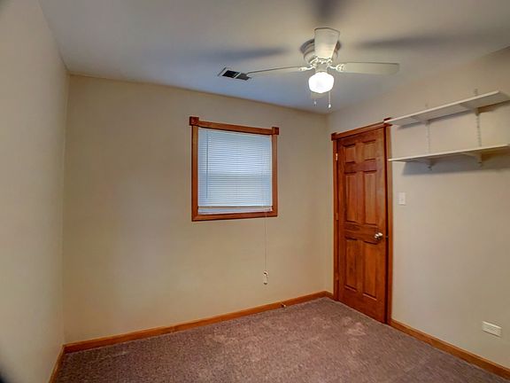4th image of 3227 Kenwood St