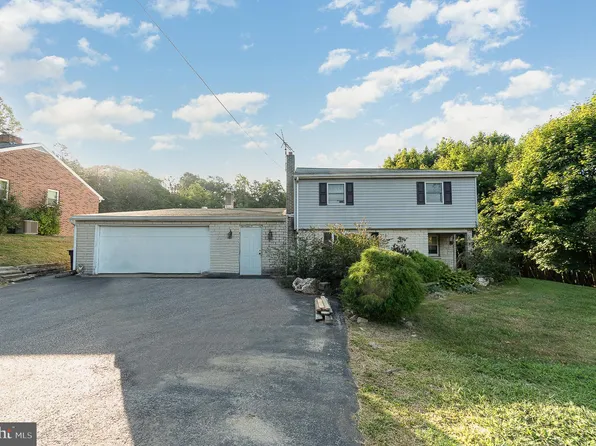 1232 Tower Rd, York, PA 17406