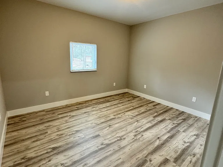 194 Frank Christian Rd — Photo 11