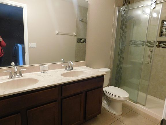 3rd image of 2657 River Landing Dr #1