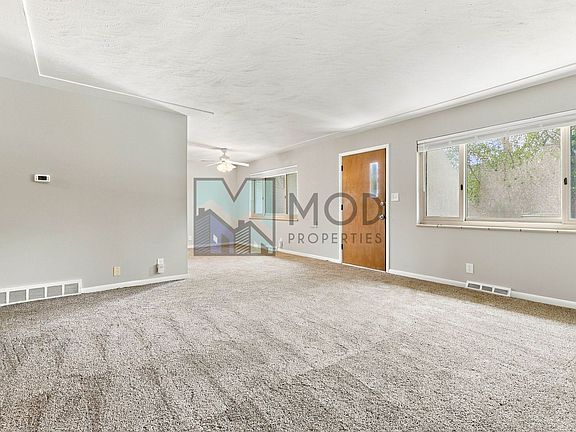 4th image of 3326 S Ash St