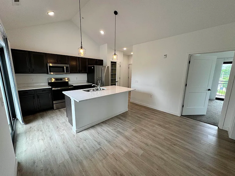 5411 Bashford St #203 — Photo 19