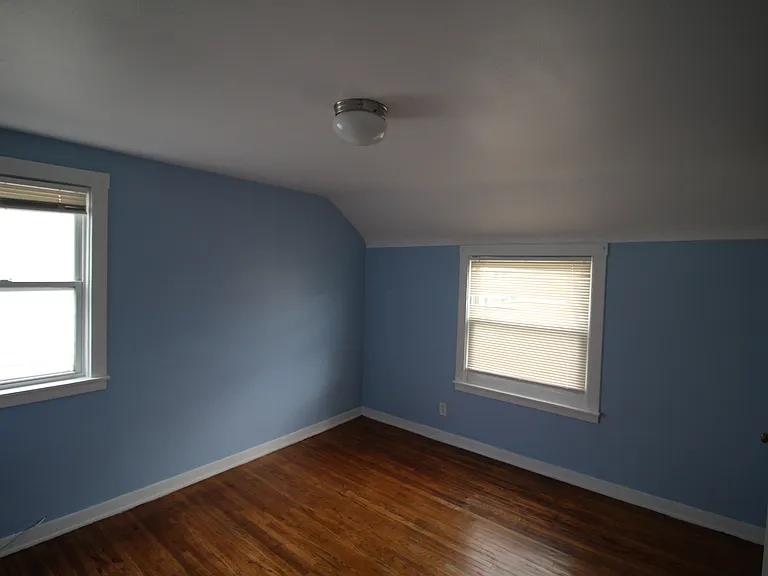 205 Mayville Ave — Photo 11