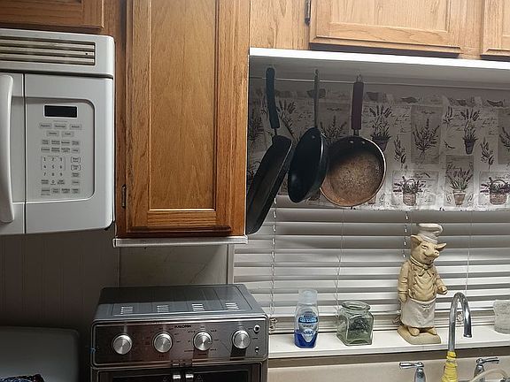 Large Kitchen Bay Window 