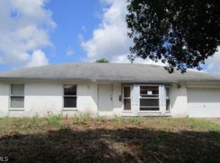 481 14th St NE, Naples, FL 34120