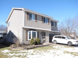 3060 Bangor Ln, Aurora, IL 60504