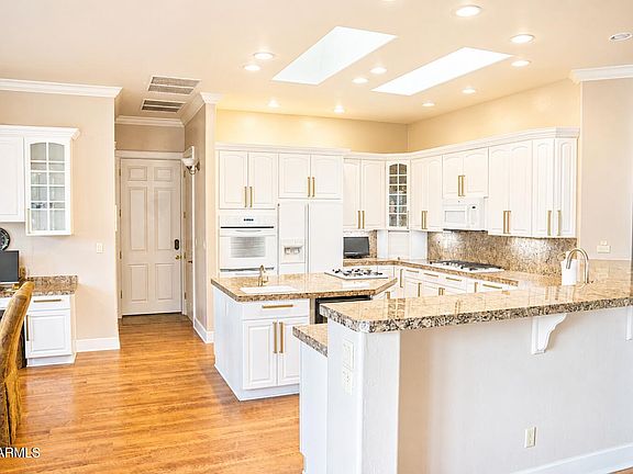 4th image of 2453 N KEYSTONE Drive